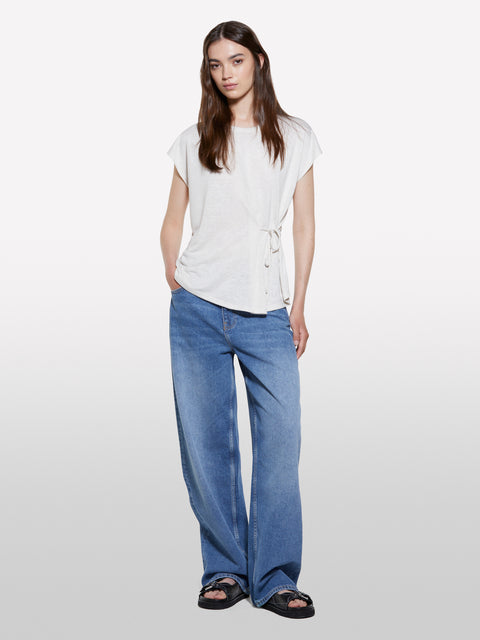 T-shirt branca com atilhos - ucb_image_F