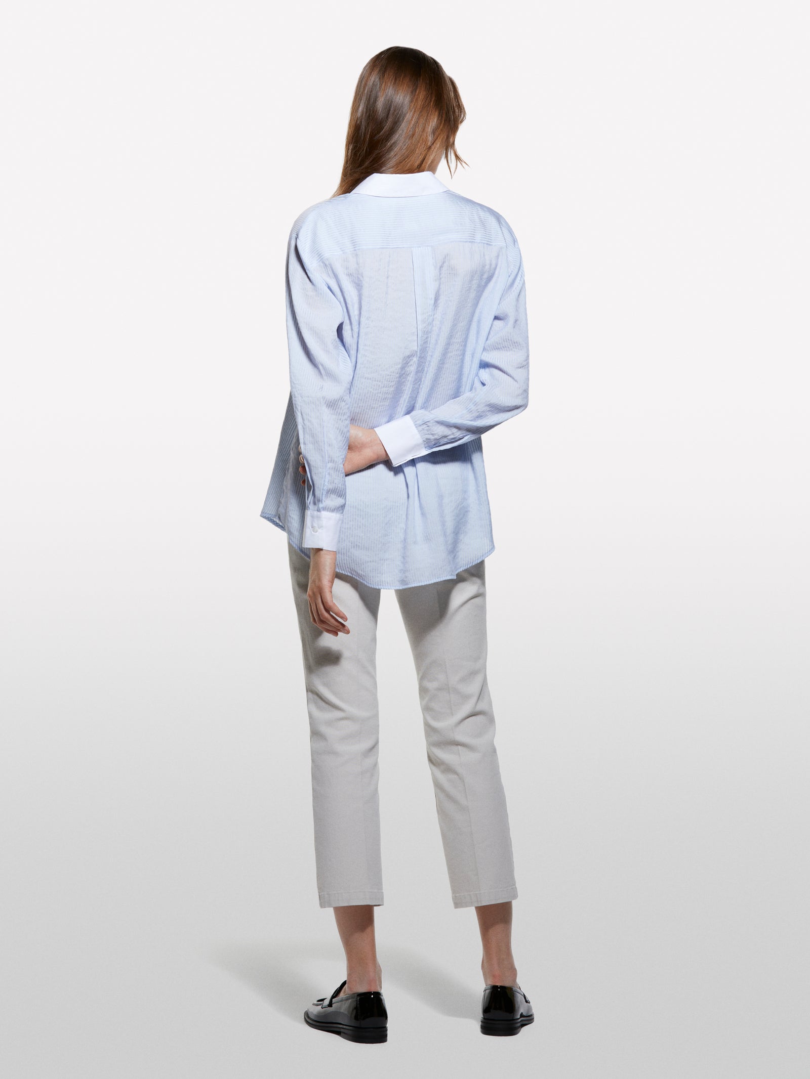 Camisa comfort azul-claro às riscas - ucb_image_B