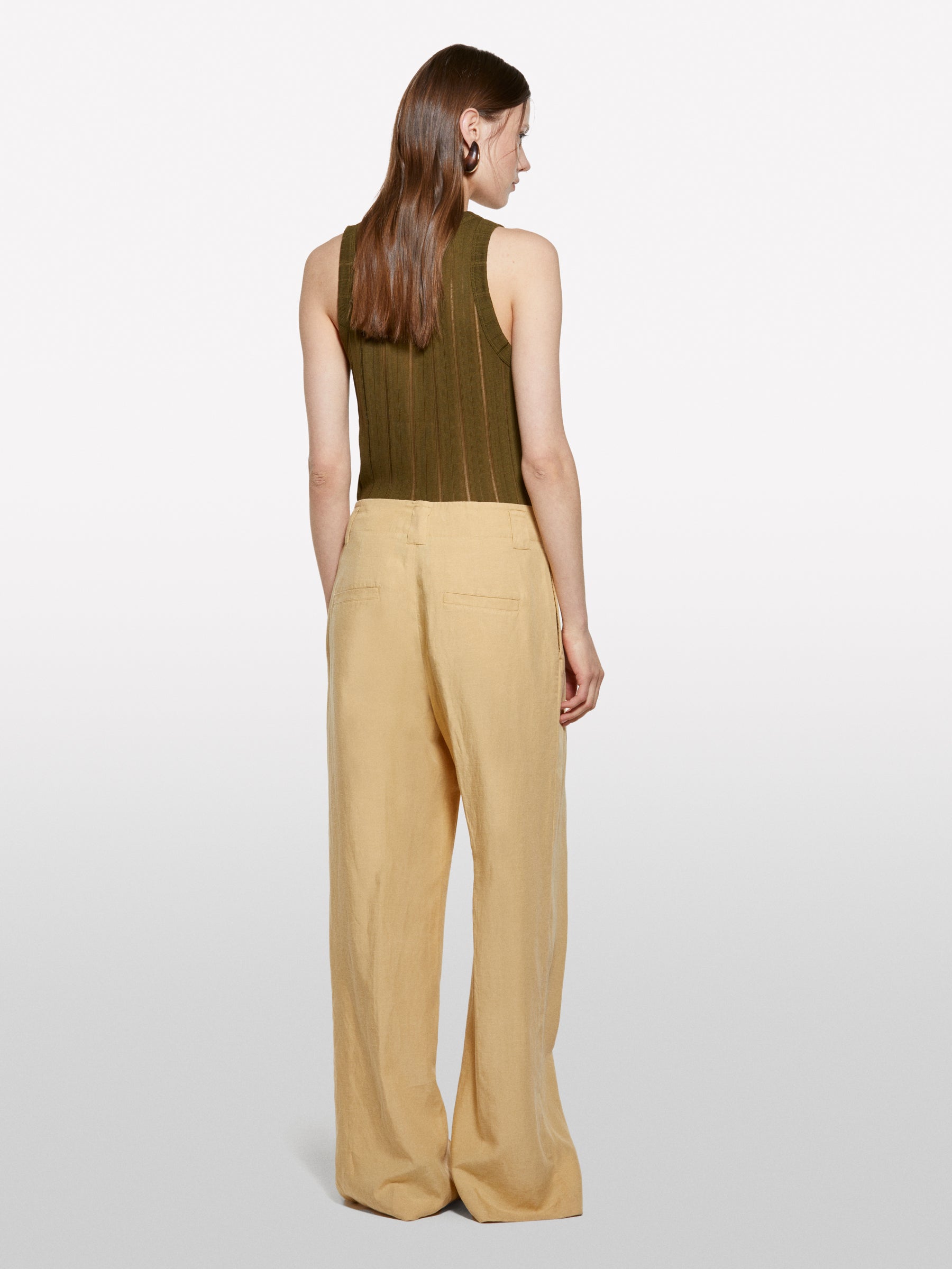 Top verde militar slim fit em canelado - ucb_image_B