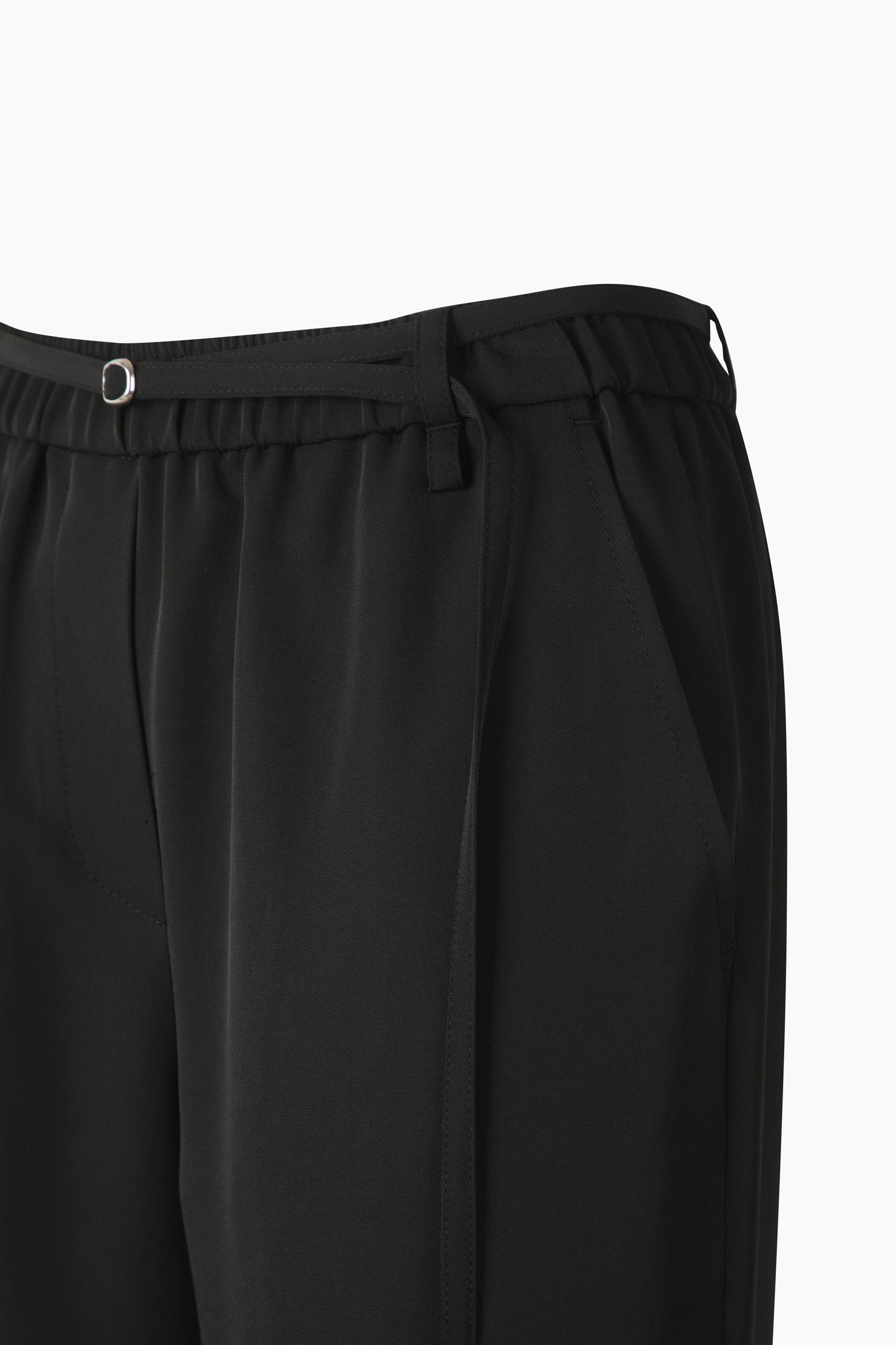 Calças amplas com cinto - ucb_image_DS1