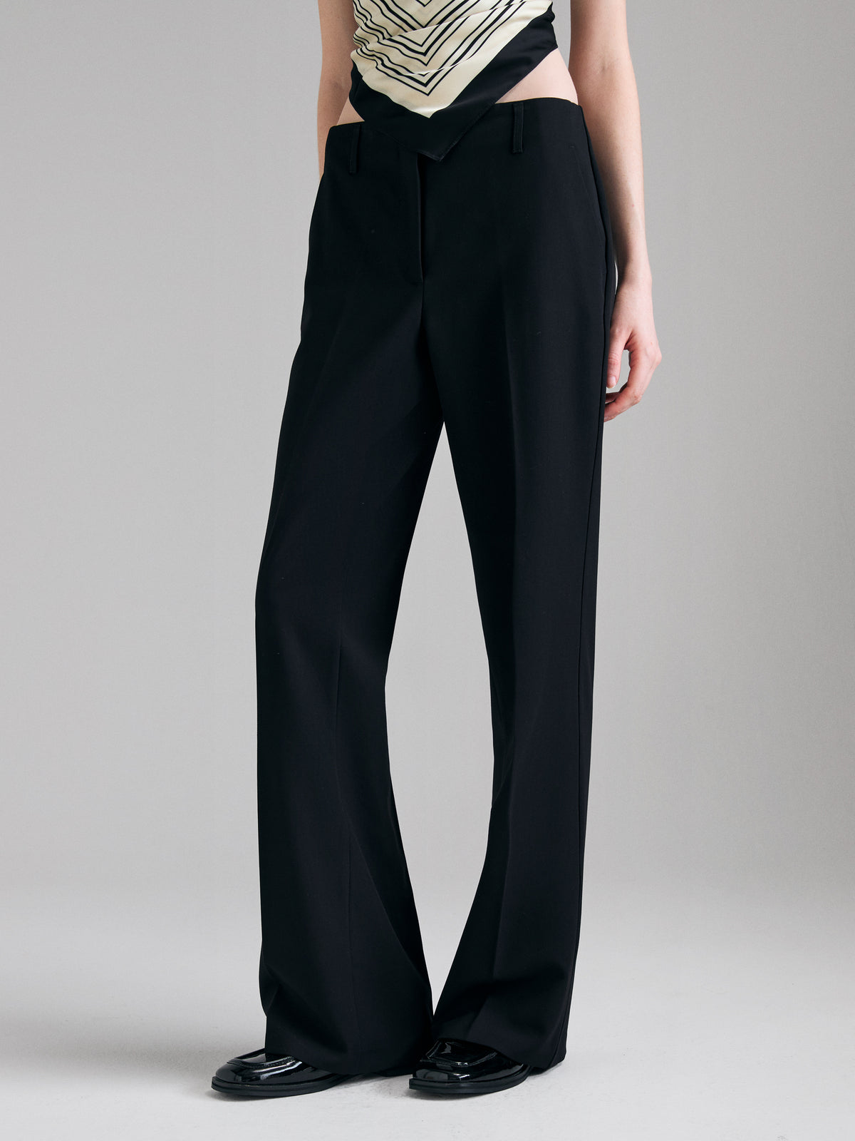 Calças flare fit - ucb_image_FY