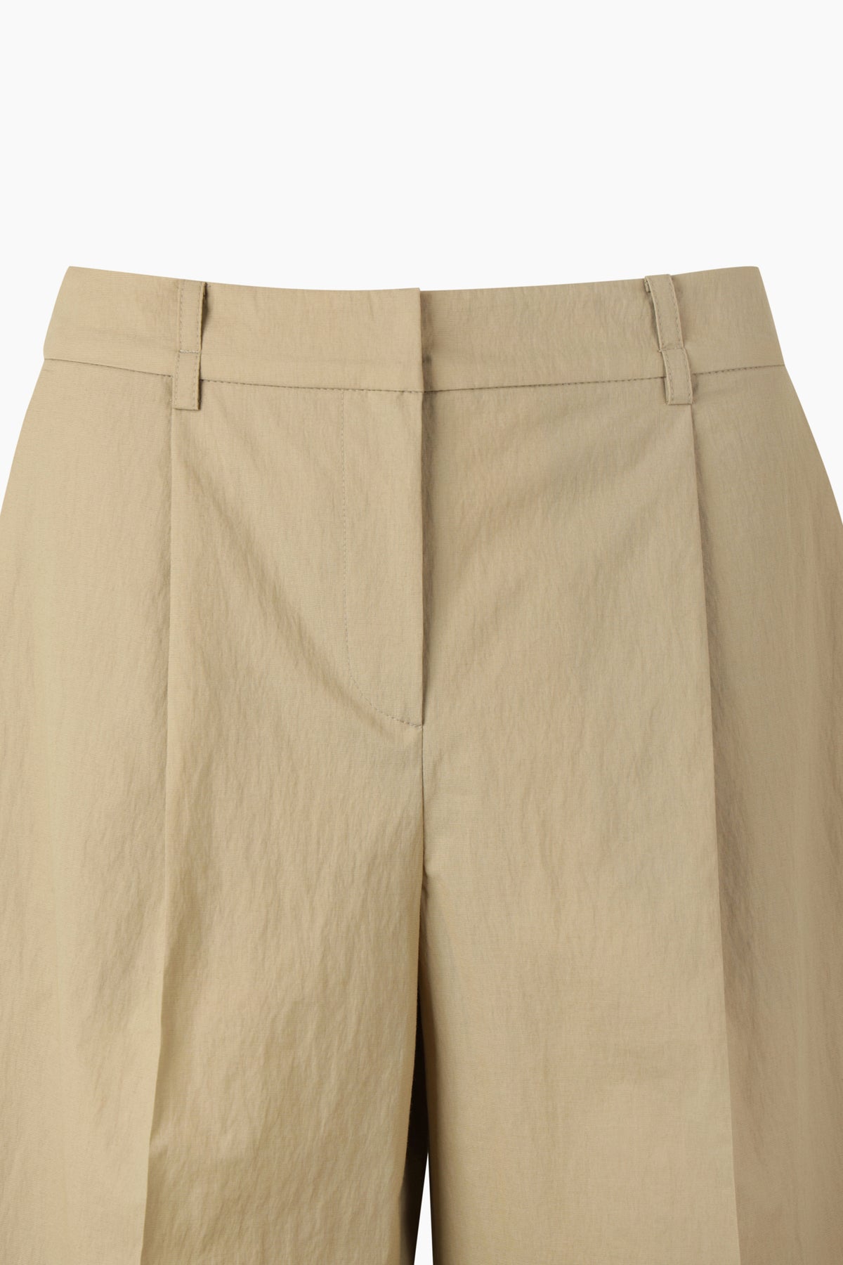 Bermudas com pinças - ucb_image_BS