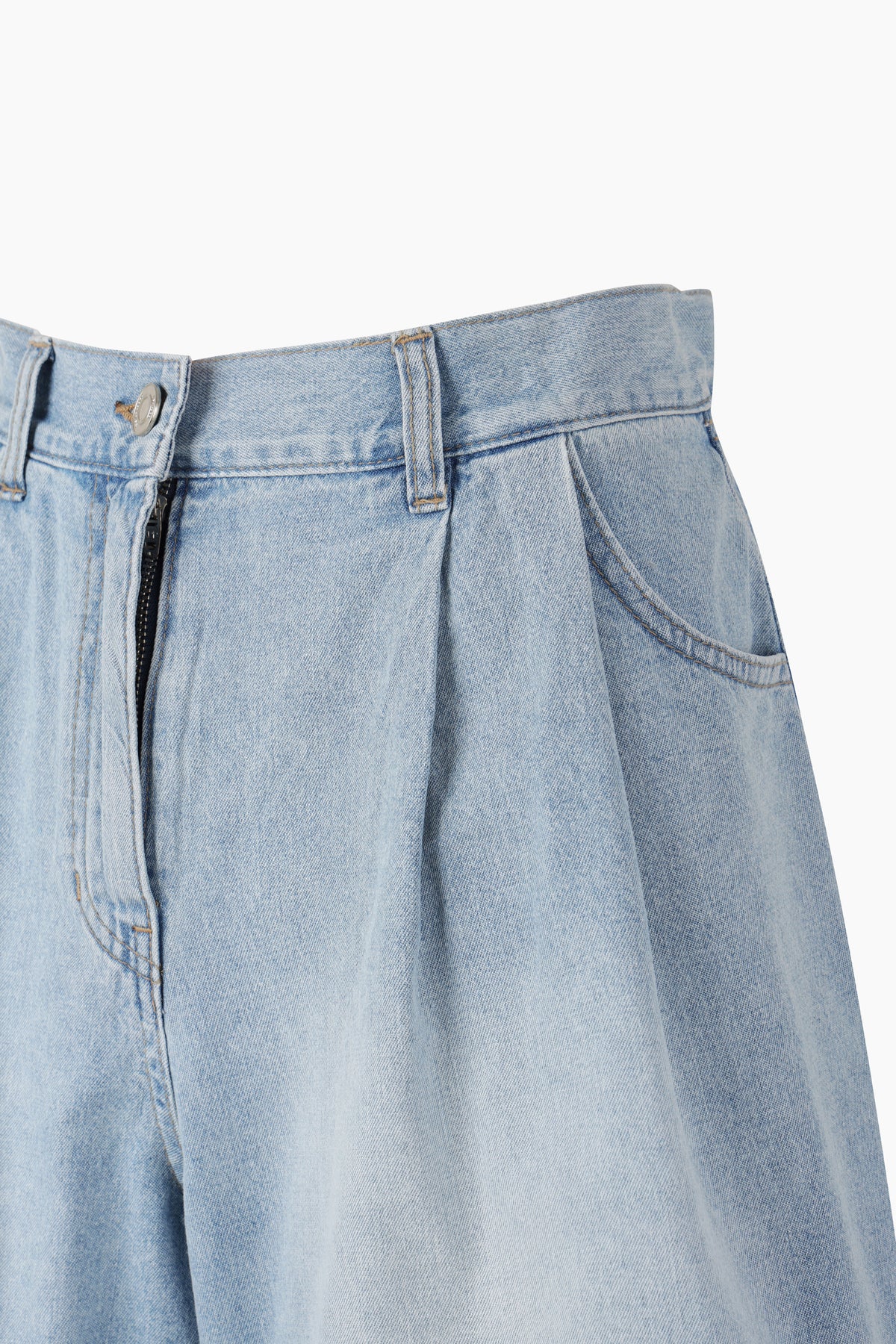 Shorts de jeans com pinças - ucb_image_DS1