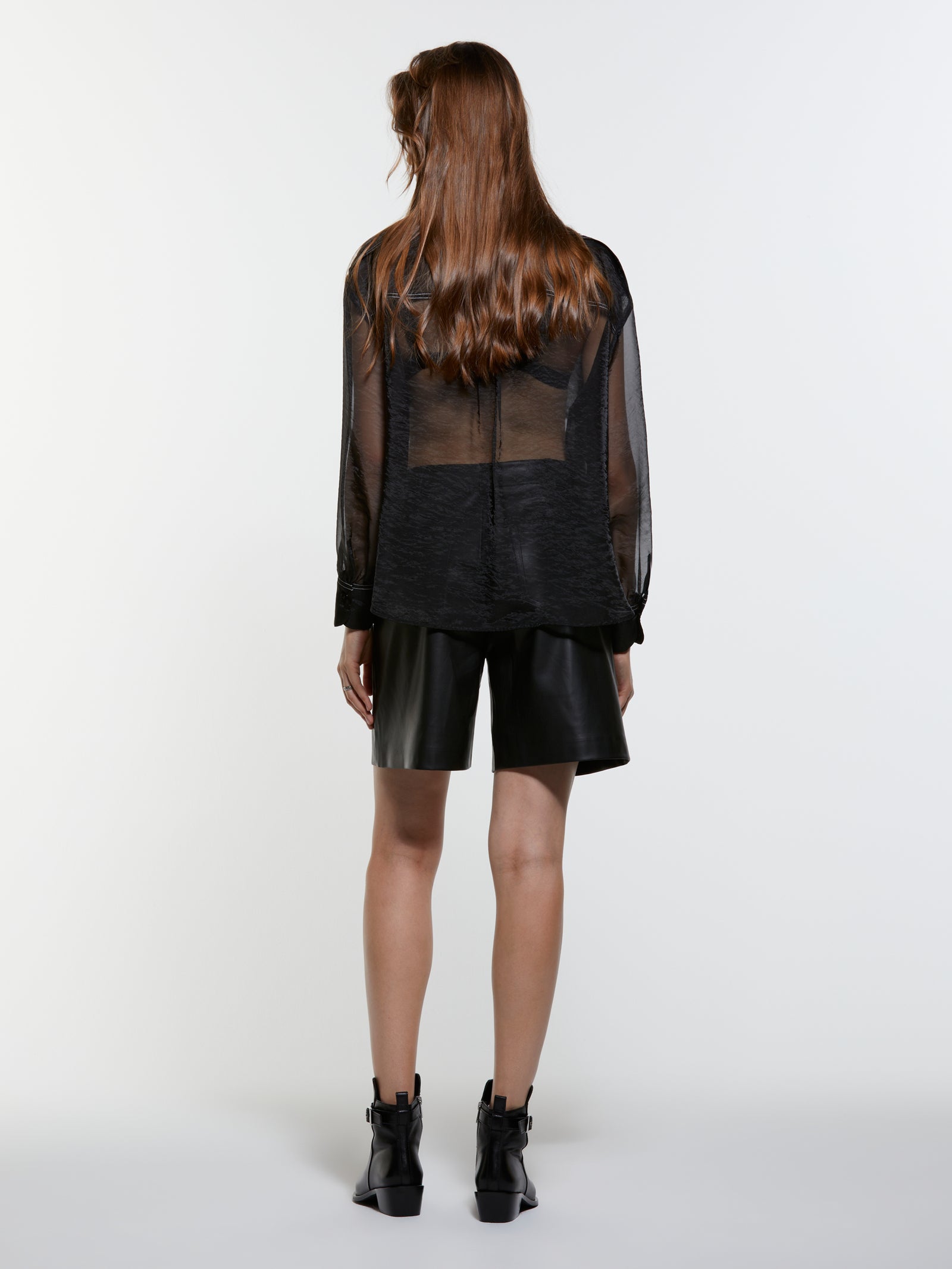 Camisa preta transparente com bolsos - ucb_image_B