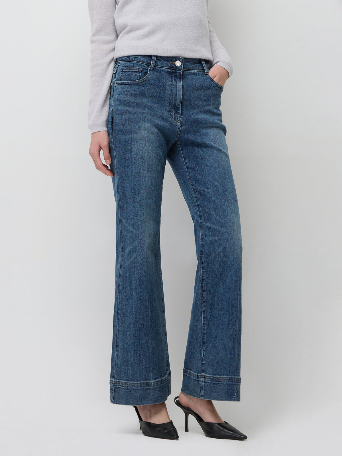 Jeans flare fit - ucb_image_F