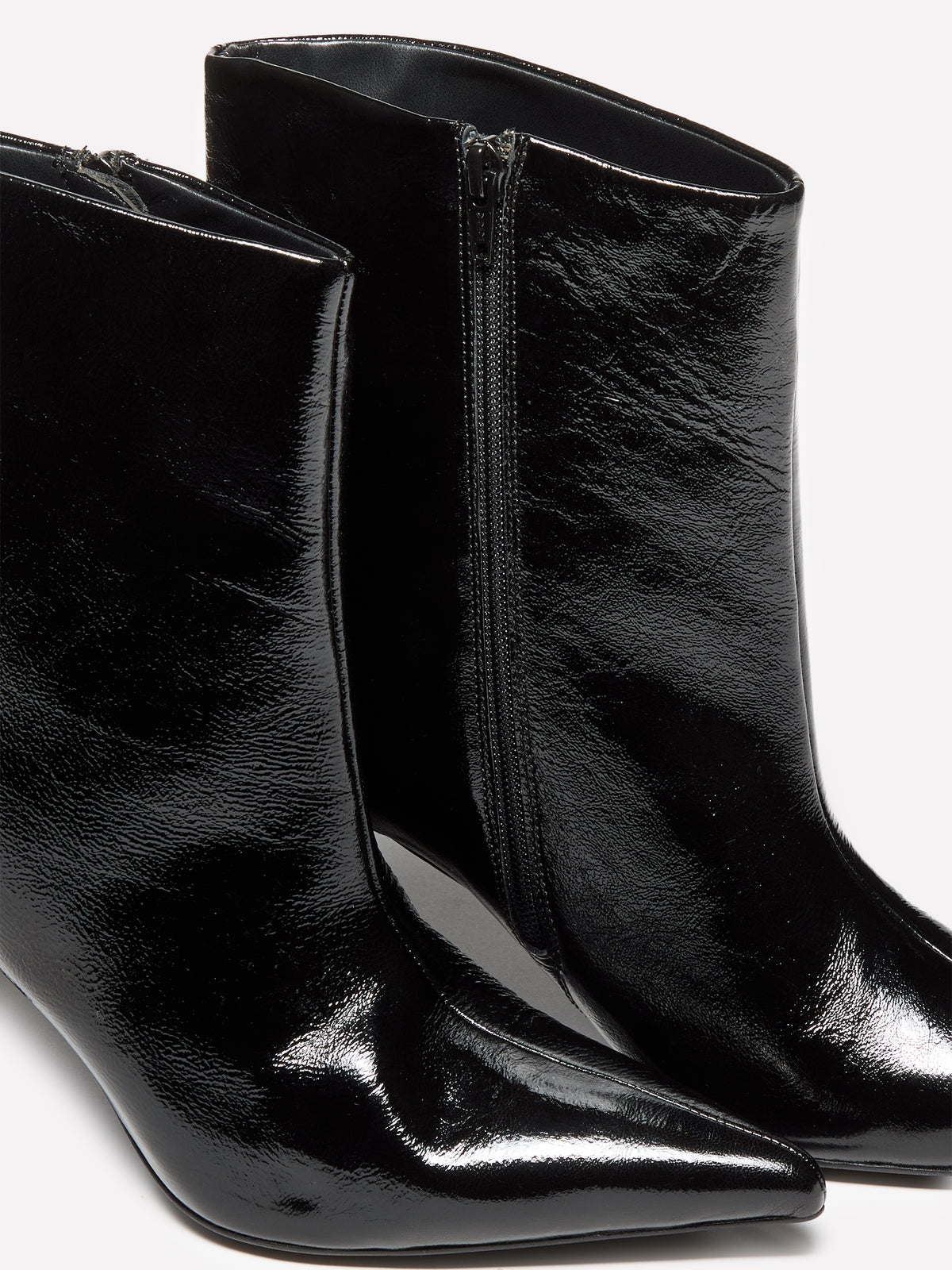 Botins em pele brilhante - ucb_image_DS1