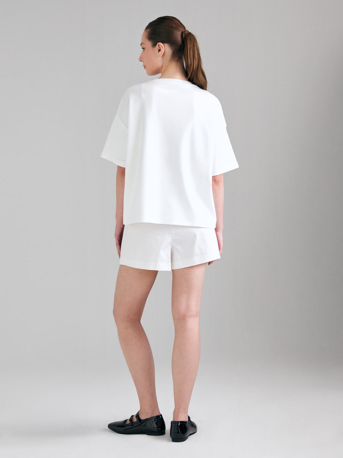 T-shirt com bordado crochê - ucb_image_B