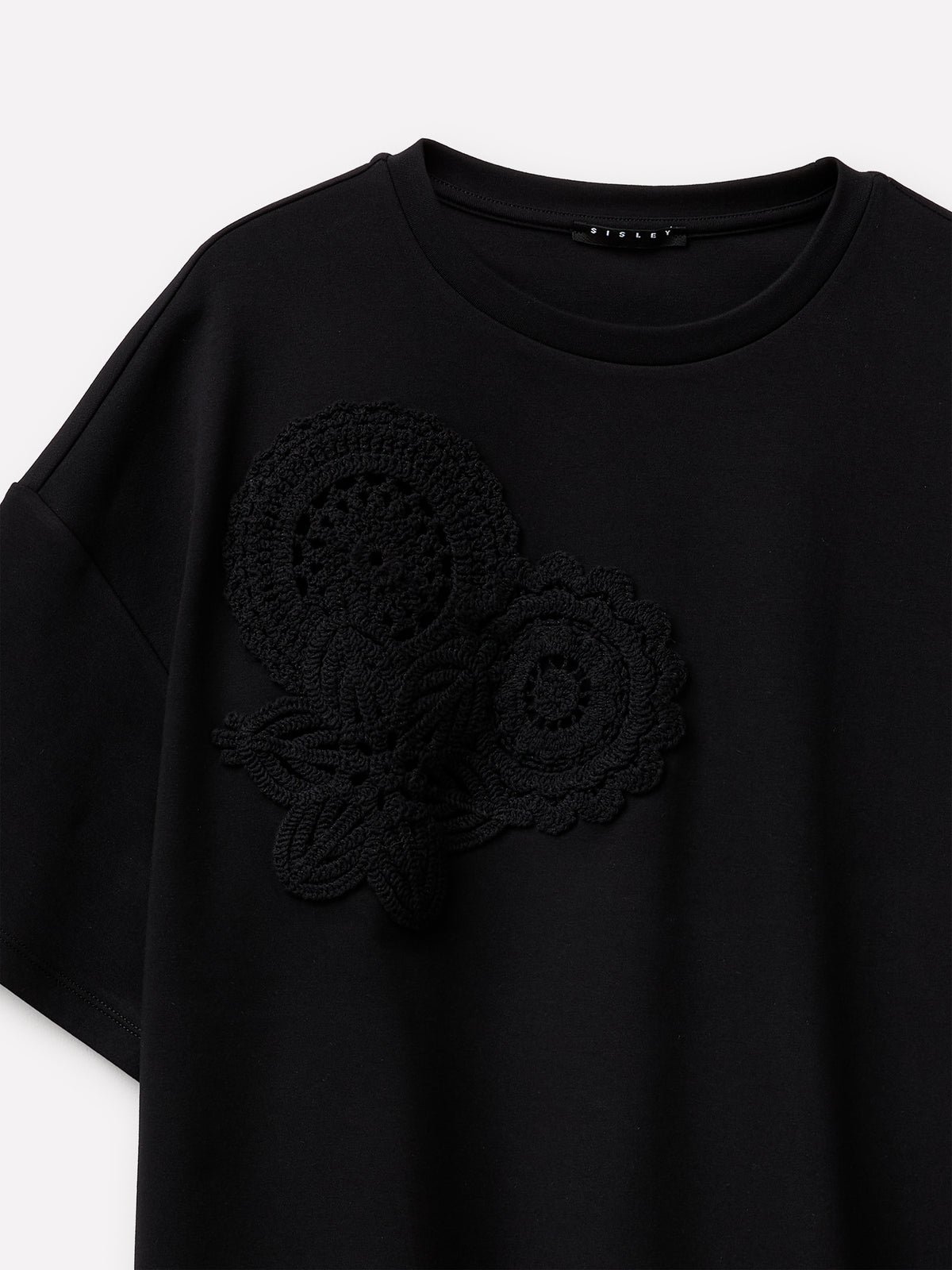T-shirt com bordado crochê - ucb_image_DS1
