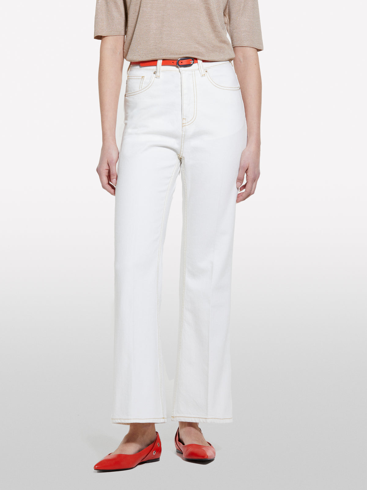 Jeans bootcut branco - ucb_image_FY