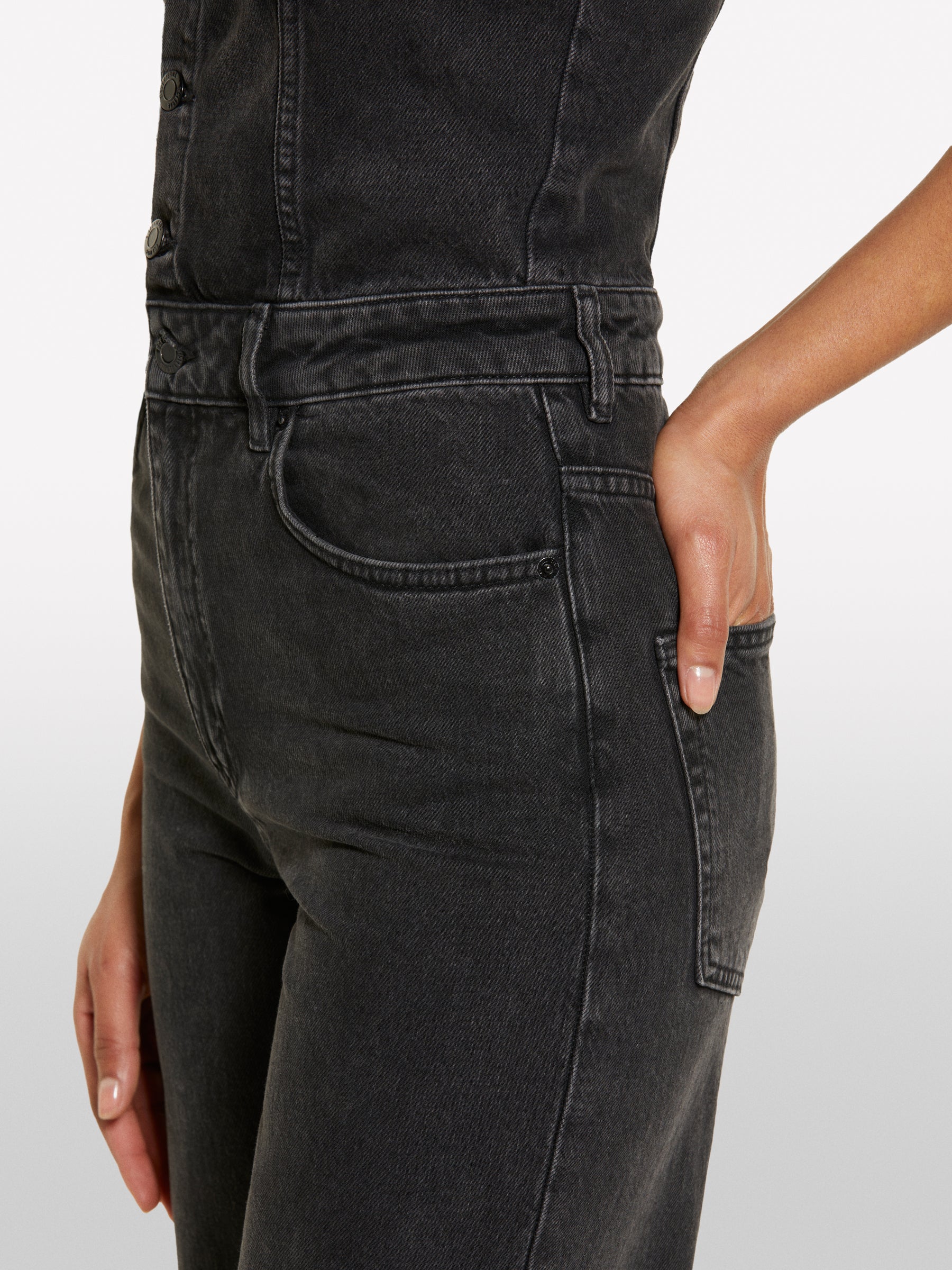 Macacão bustier de jeans preto - ucb_image_FY