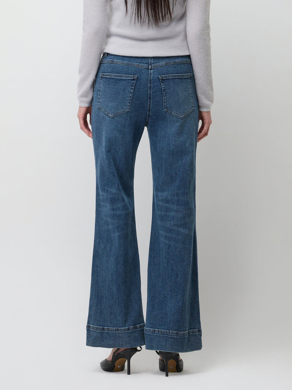Jeans flare fit - ucb_image_B