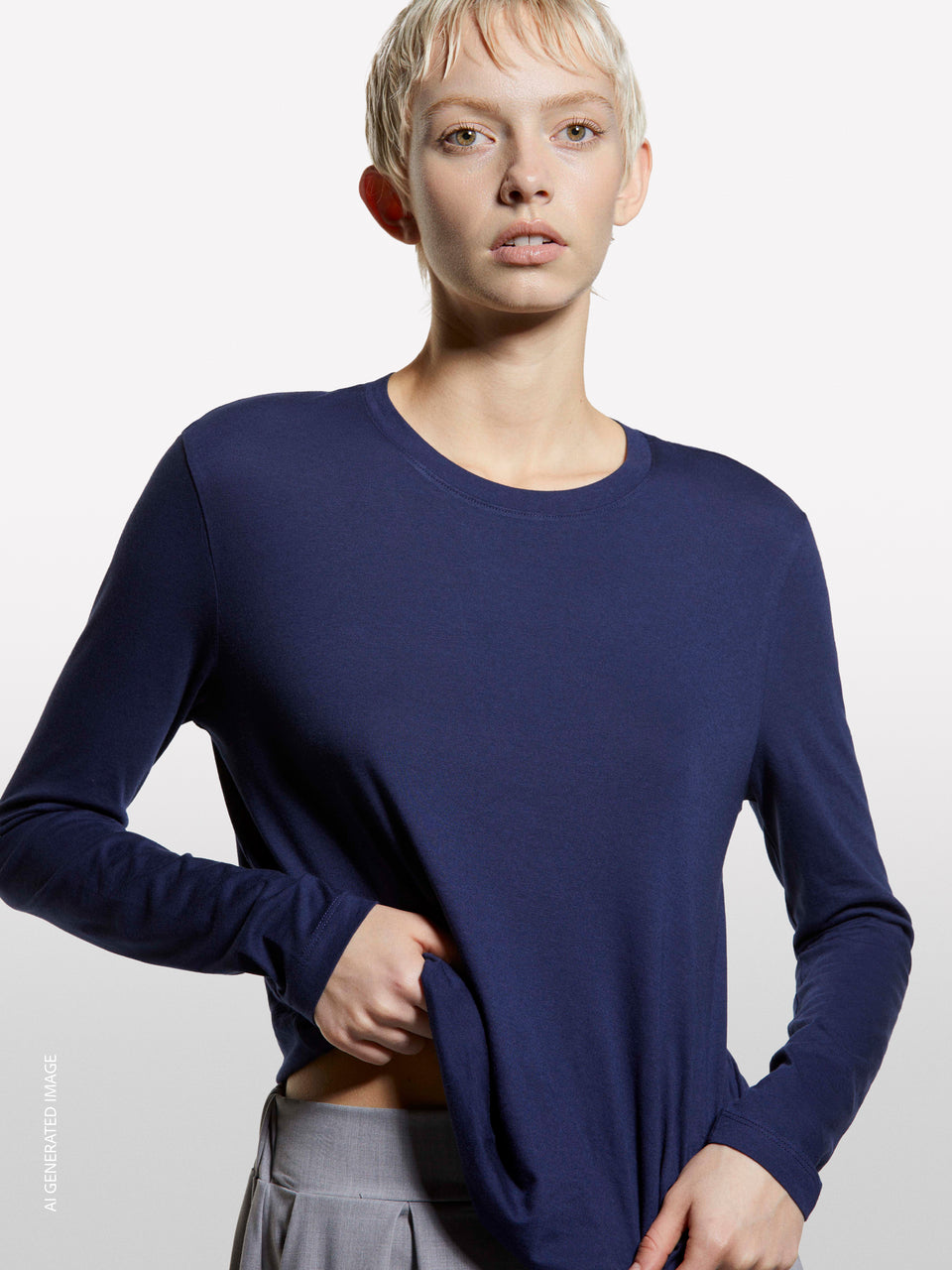 T-shirt azul com mangas compridas - ucb_image_FY