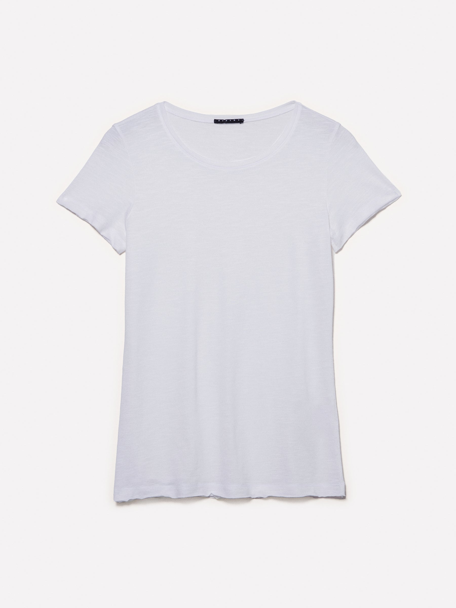 T-shirt branca com corte vivo - ucb_image_FS