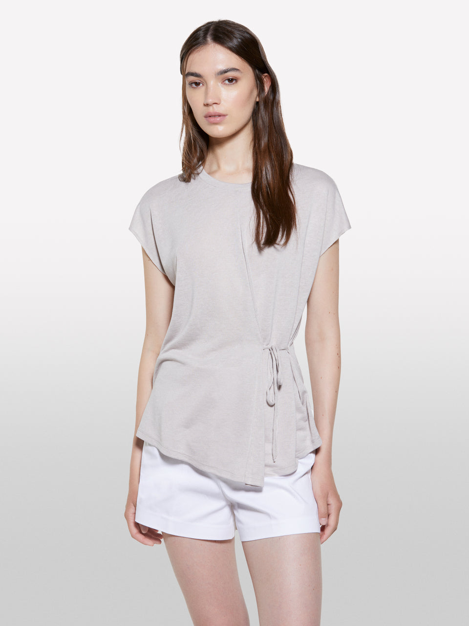 T-shirt cinzenta com atilhos - ucb_image_FY