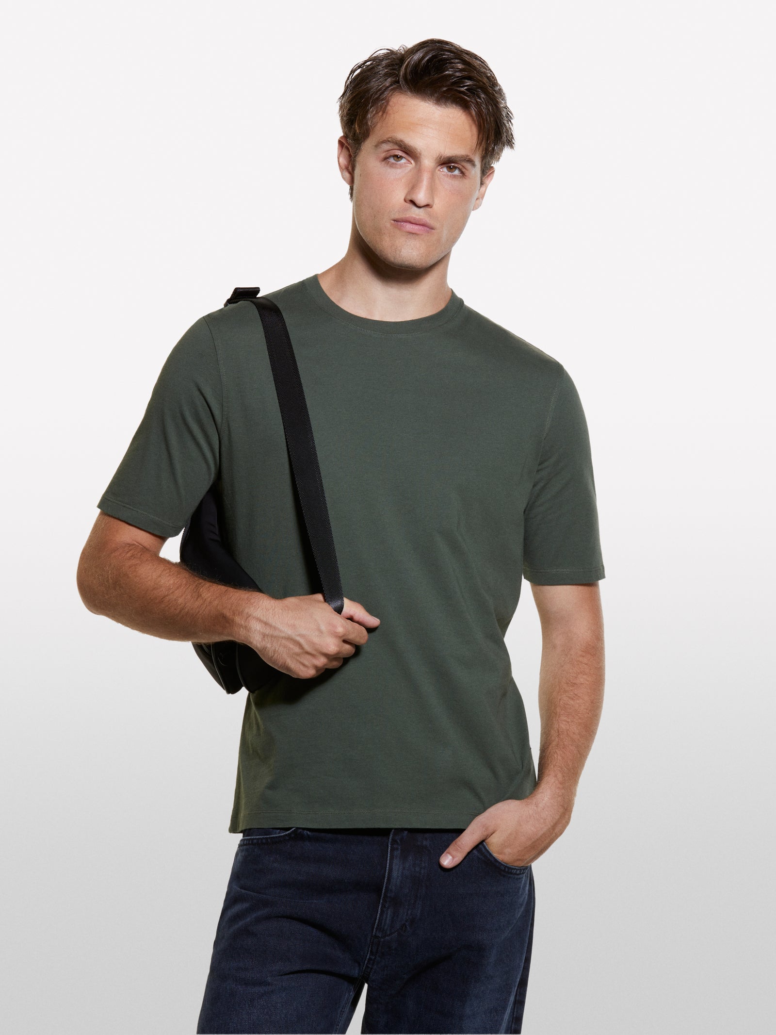 Military green crew neck t-shirt in 100% organic cotton