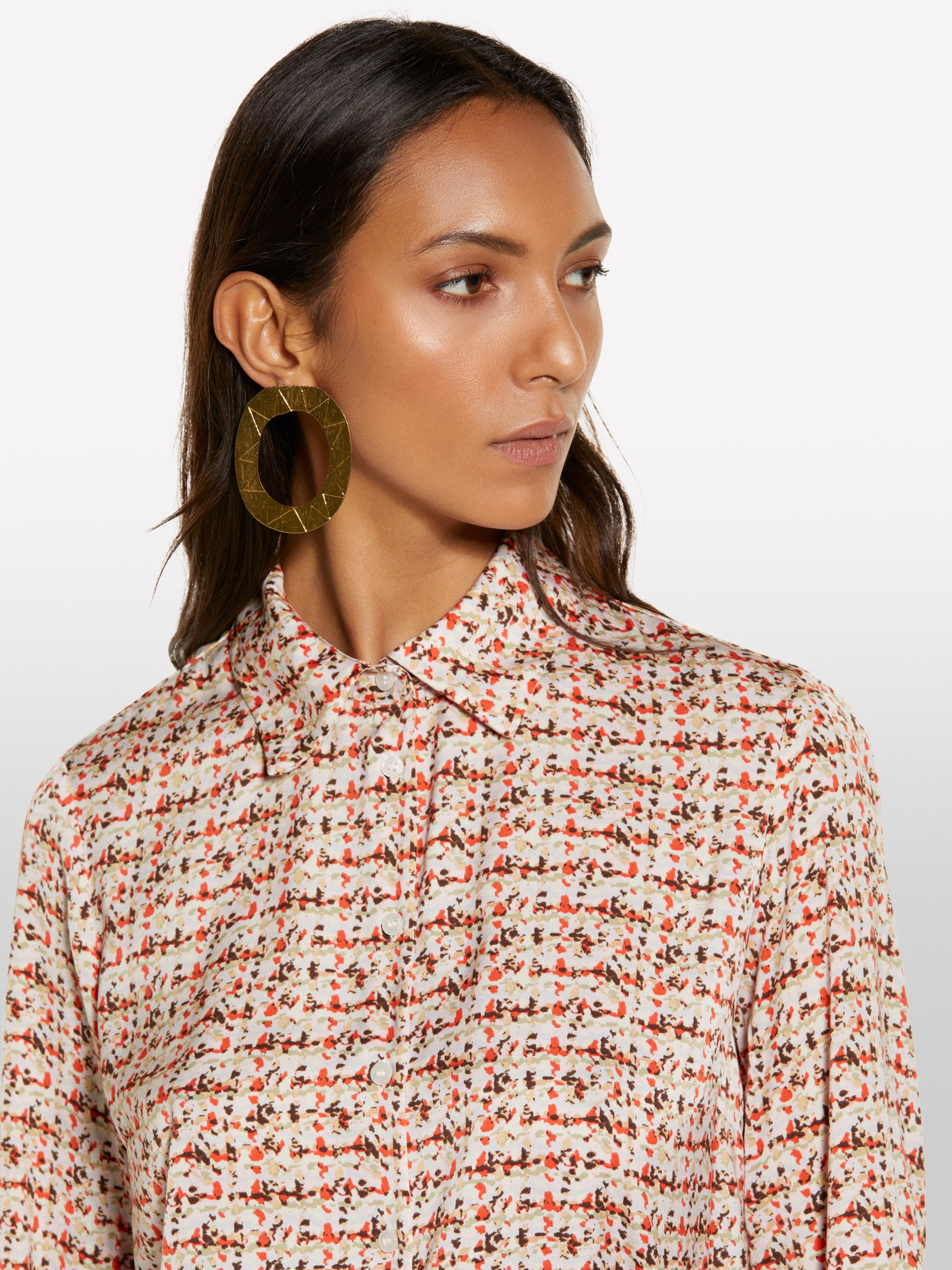 Camisa rosa em cetim estampado - ucb_image_FY