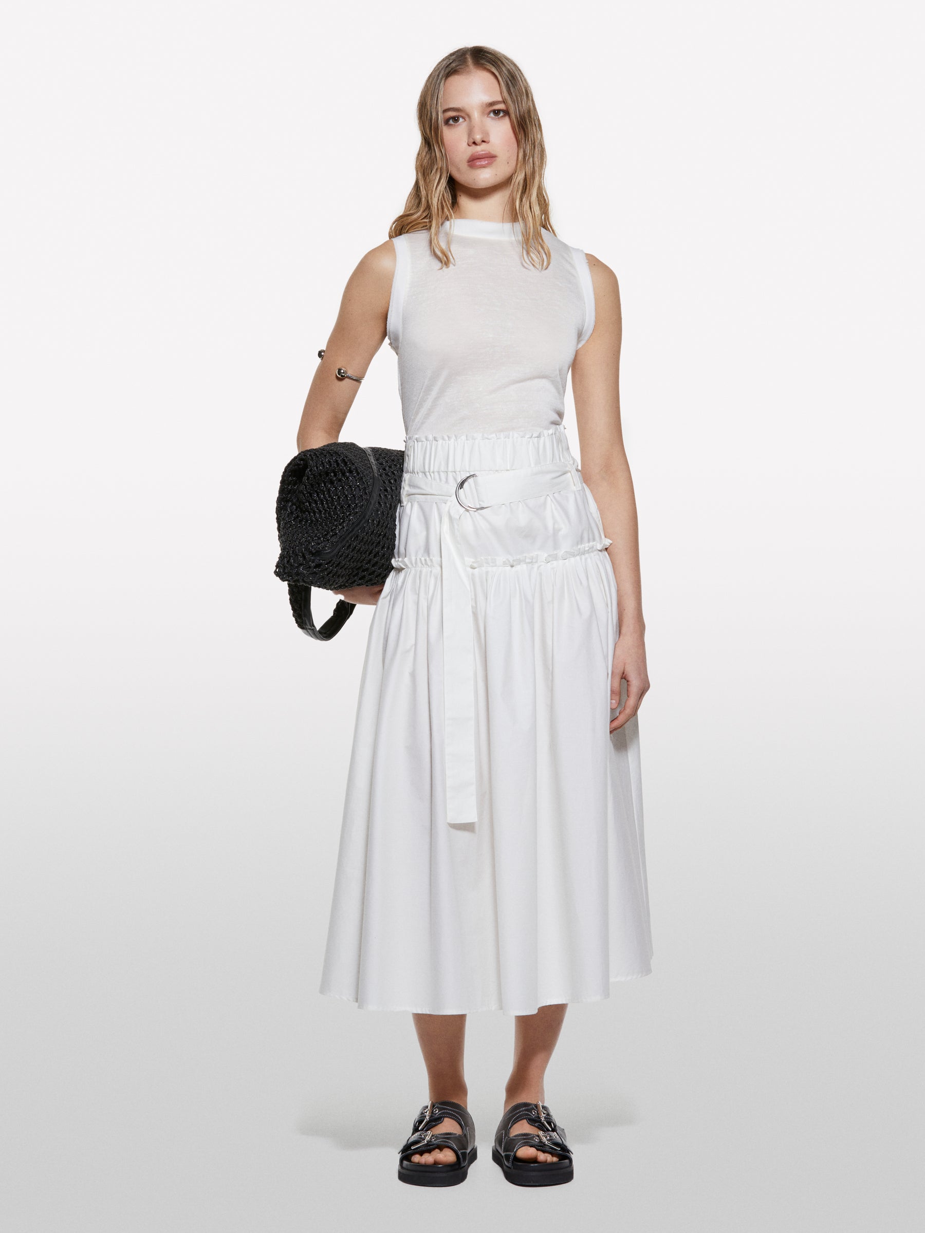 Saia evasé branca com cinto - ucb_image_F