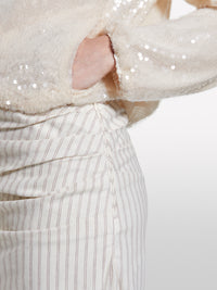 Saia bege às riscas - ucb_image_FY