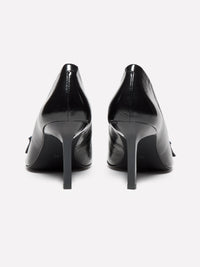 Sapatos décolleté em pele brilhante com tira - ucb_image_BS