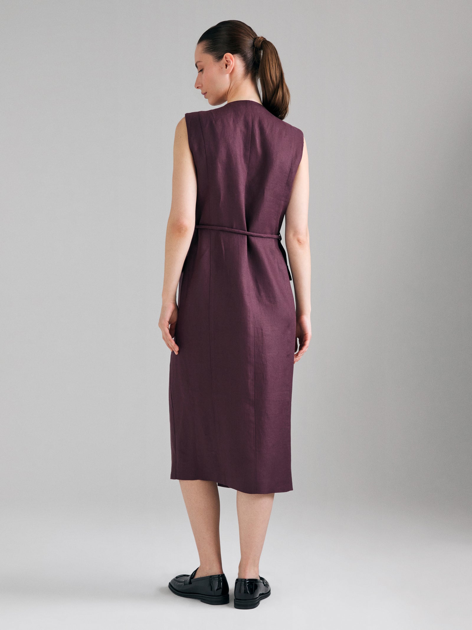 Double-breasted linen dress