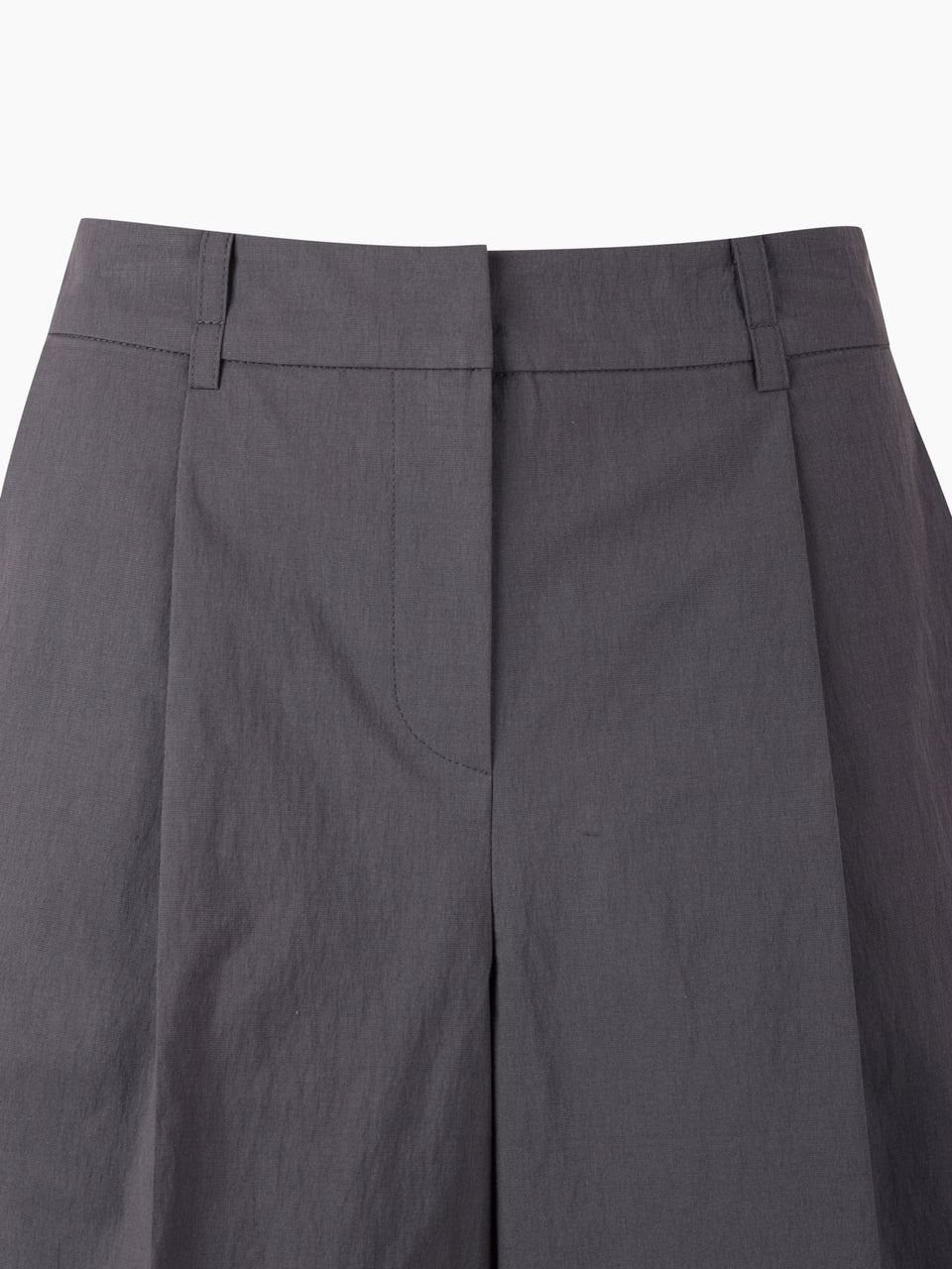Bermudas com pinças - ucb_image_BS