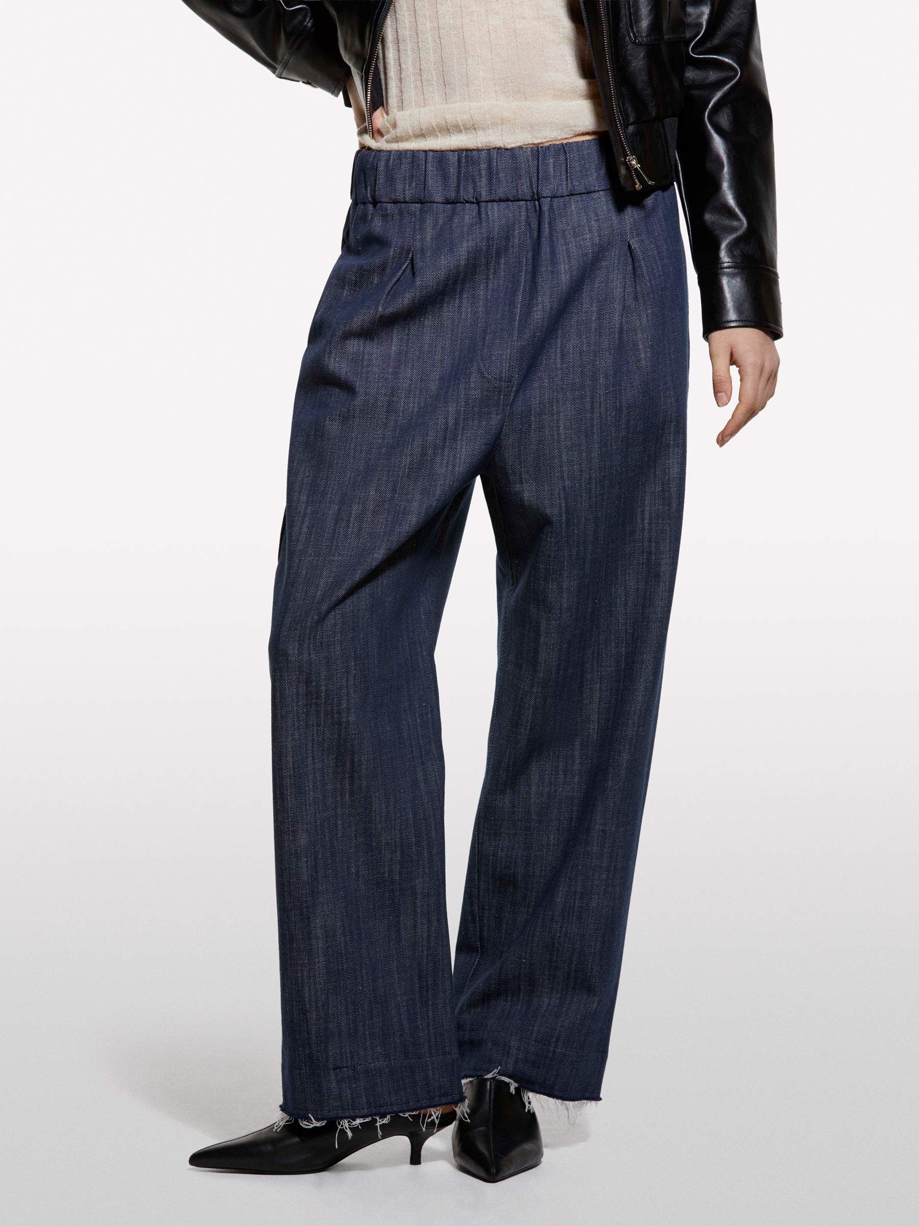 Joggers em denim azul - ucb_image_FY