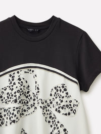T-shirt com estampado de lenço - ucb_image_DS1