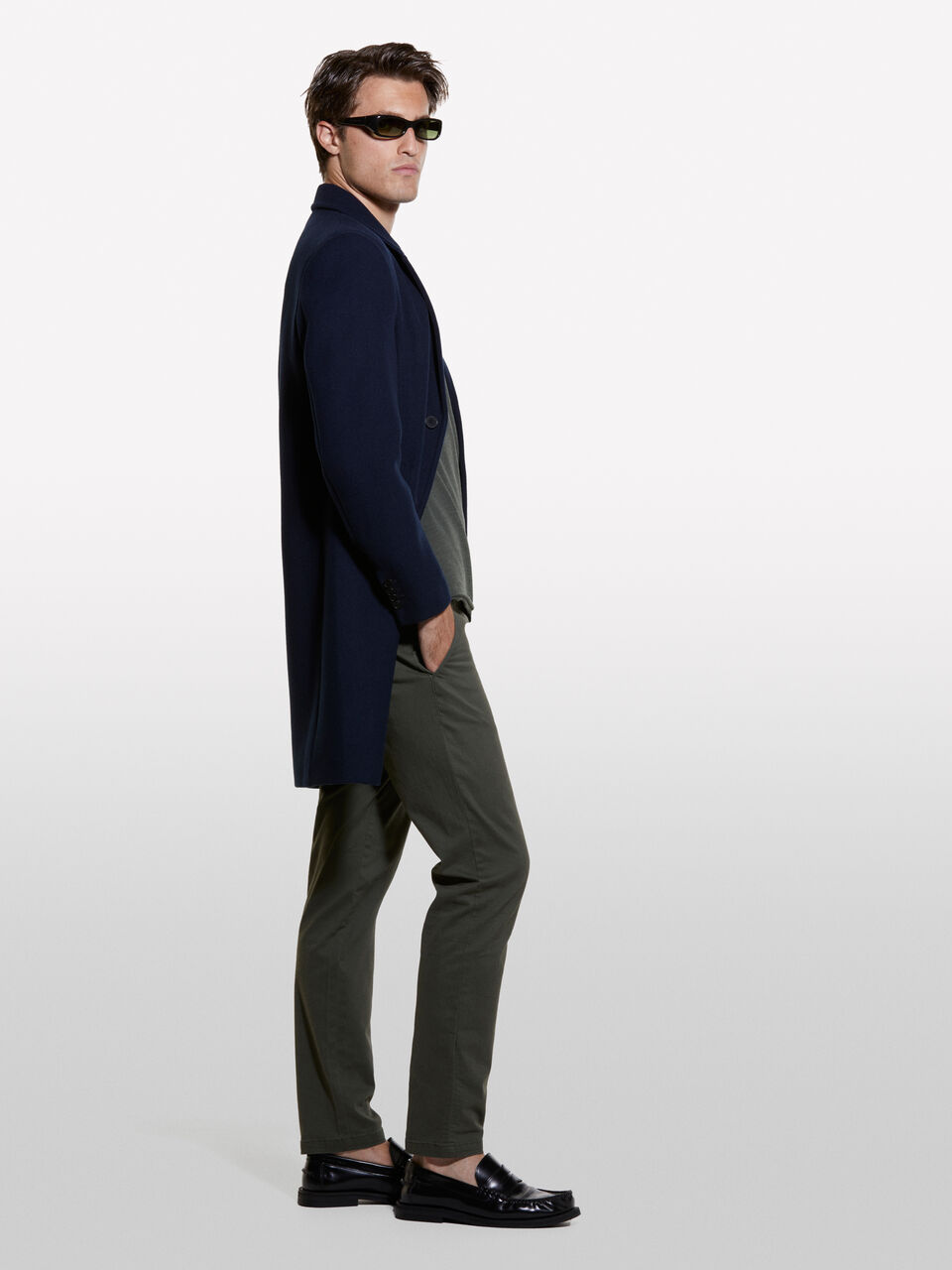 TROUSERS Men image number null