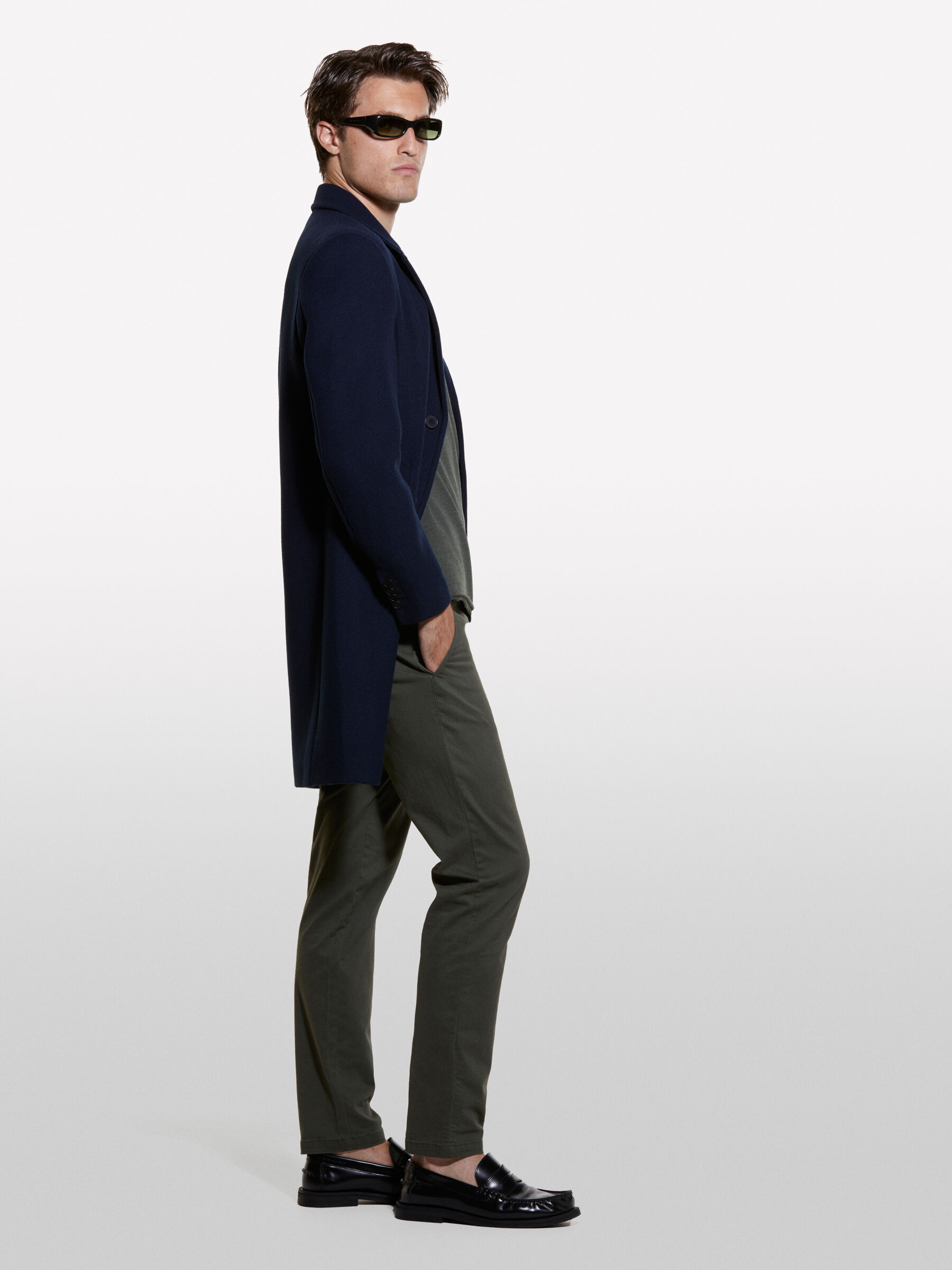 TROUSERS Men image number null