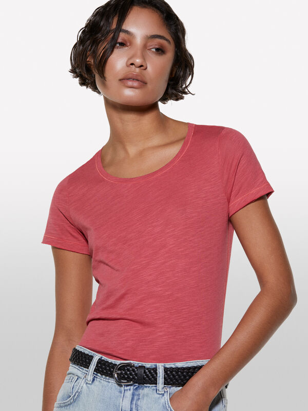 Blush t-shirt with round neck - women's short sleeve t-shirts | Sisley