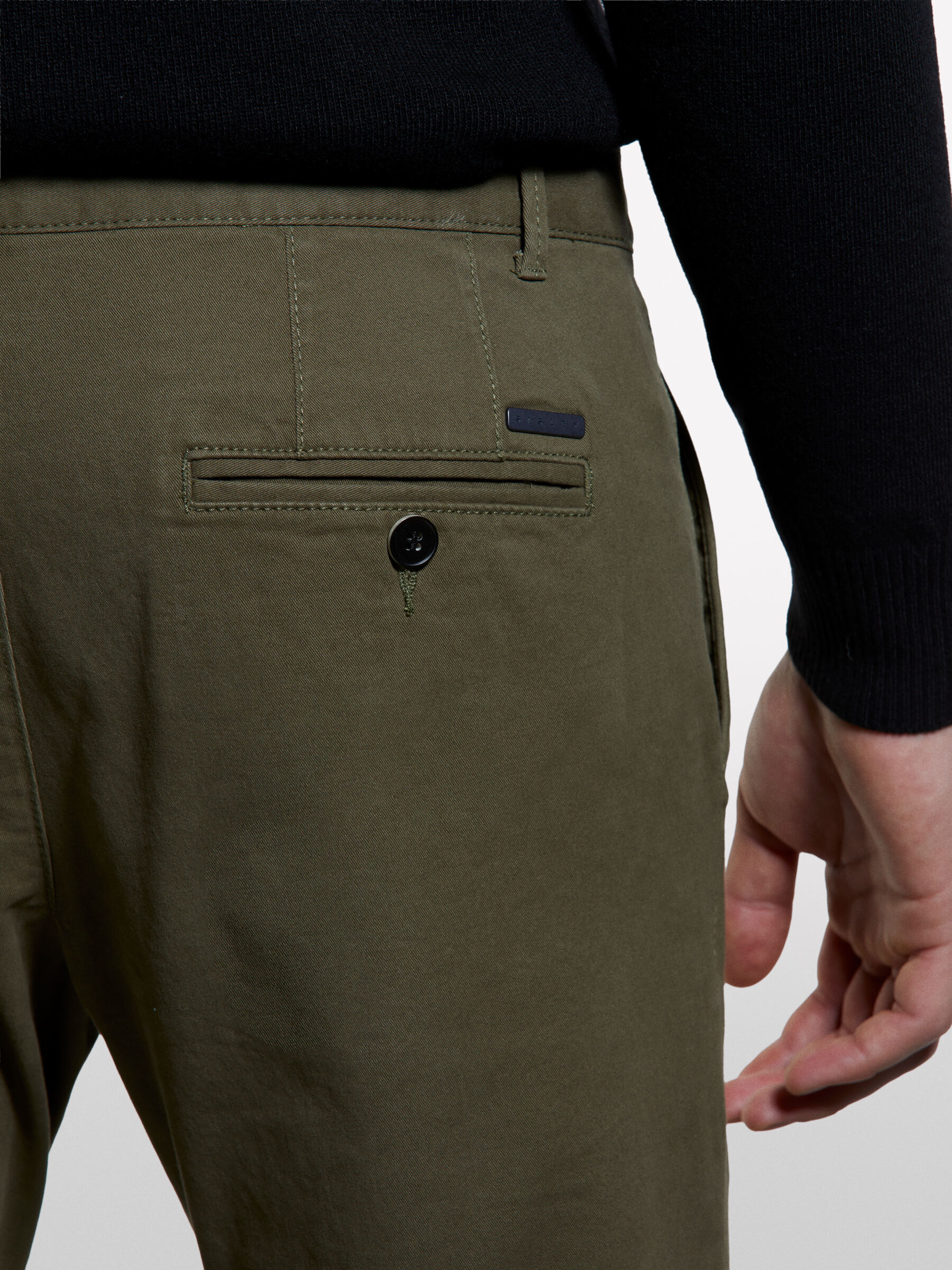 TROUSERS Men image number null
