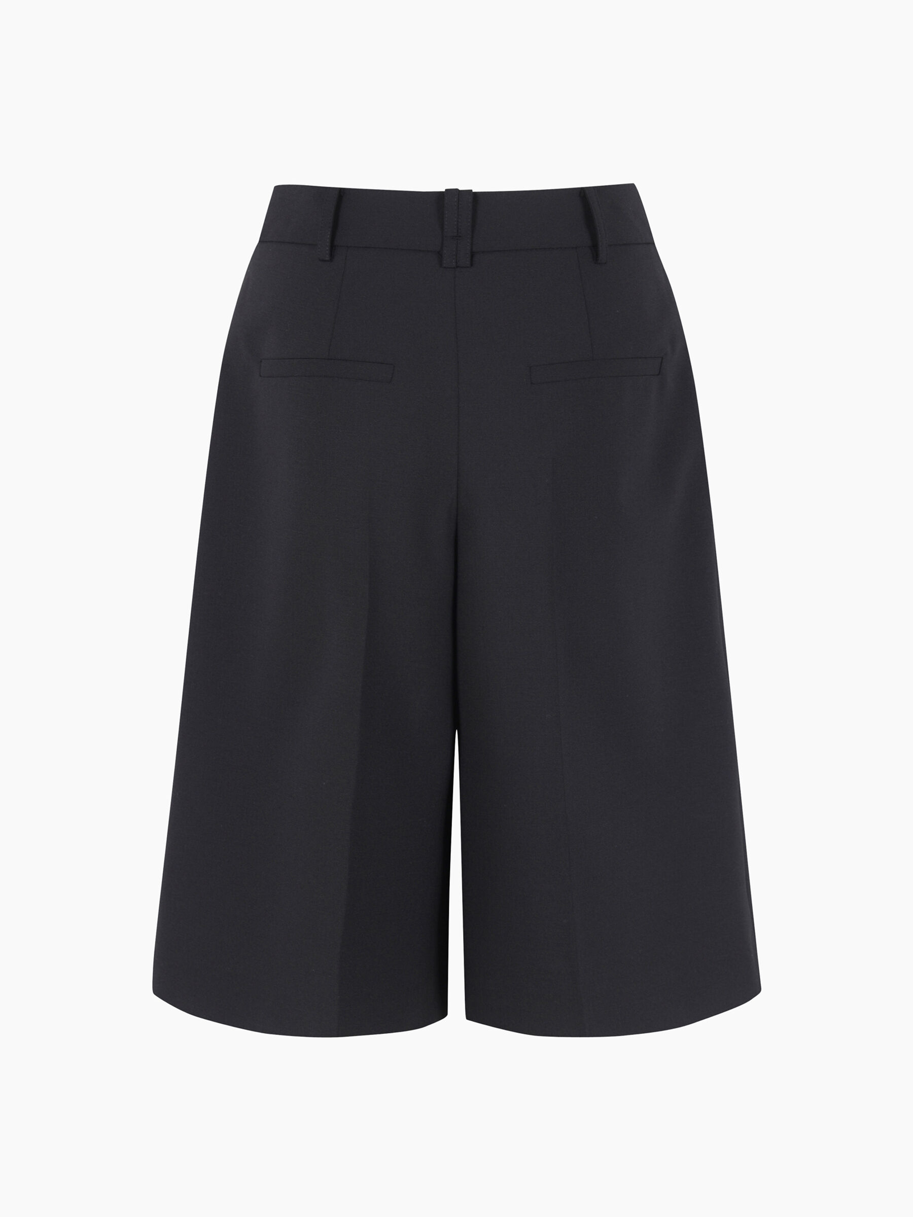 BERMUDA Women image number null