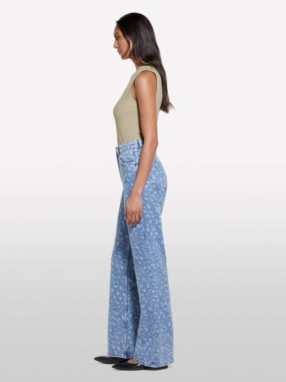 SLEEVELESS SWEATER Women image number null