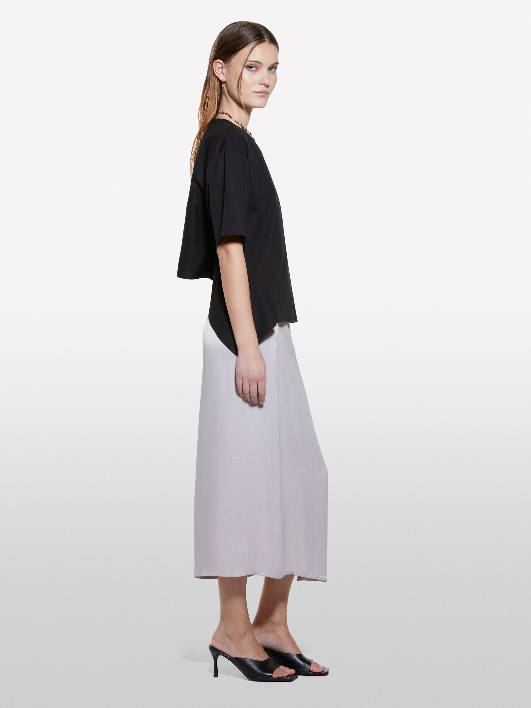 SWEATER H/S Women image number null