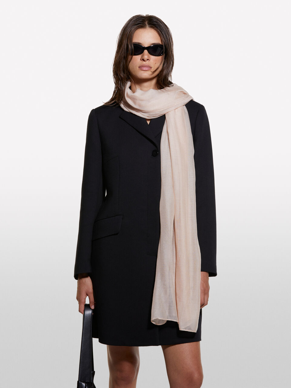 SCARF Women image number null