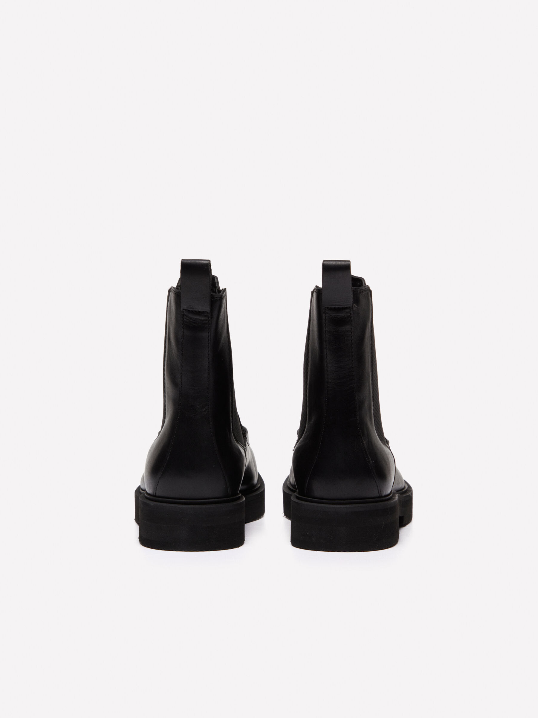 BOOT Men image number null