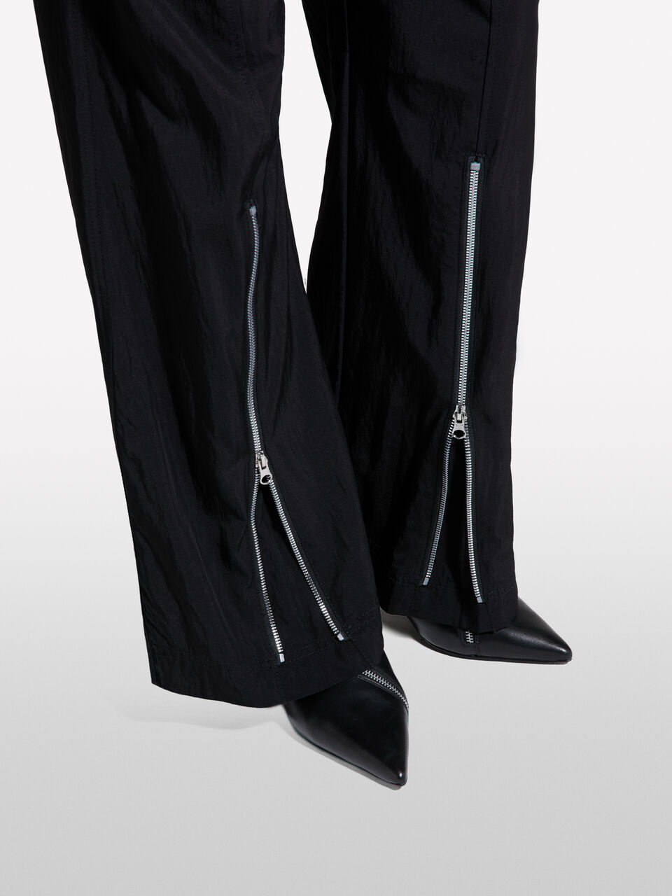 TROUSERS Women image number null