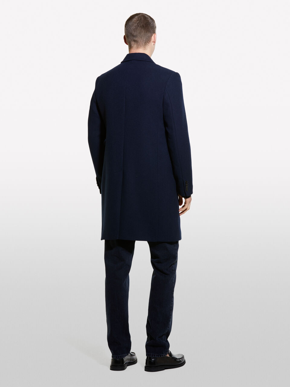 COAT Men image number null