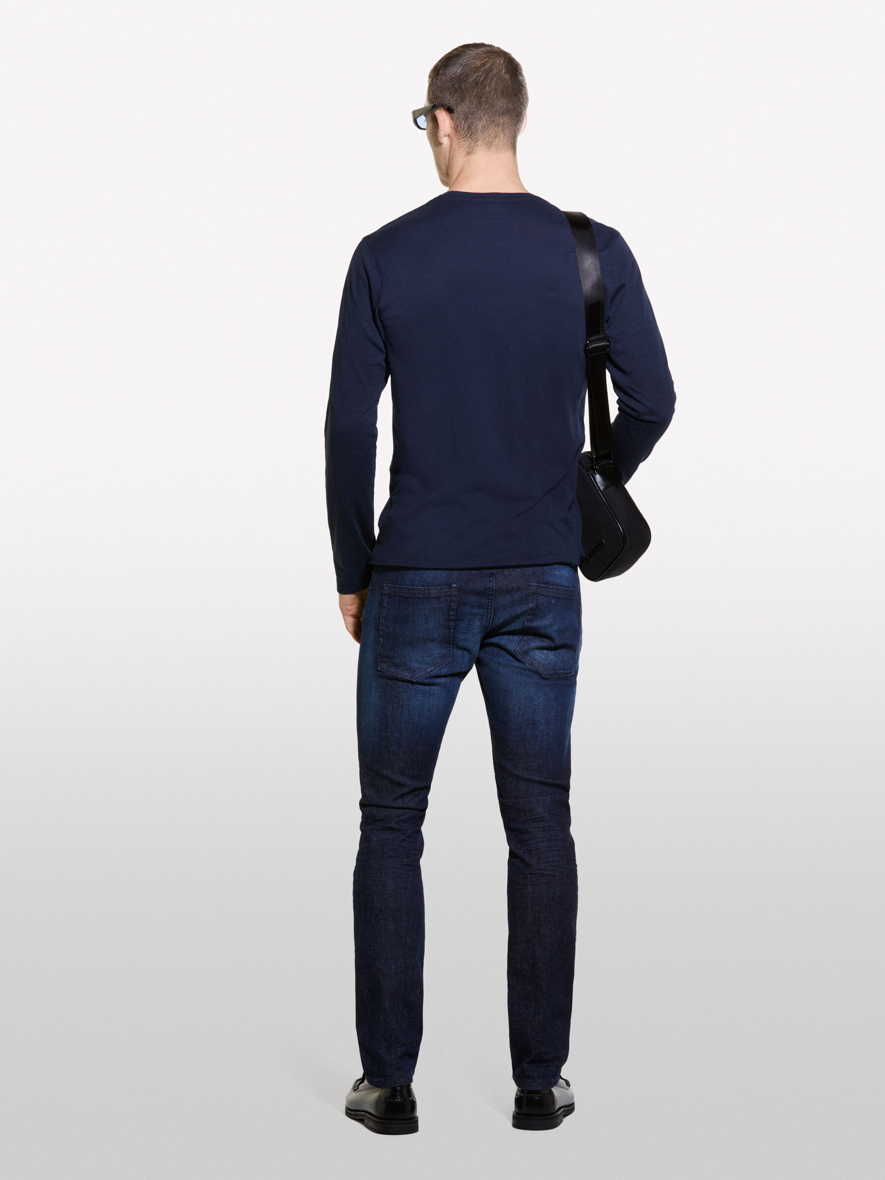 T-SHIRT L/S Men image number null