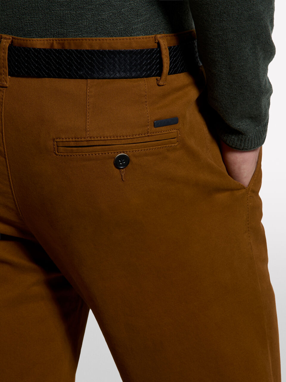 TROUSERS Men image number null