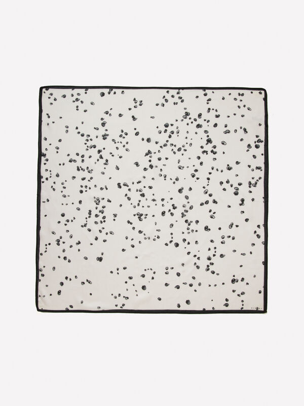 Cream white printed scarf - women's scarves and foulards | Sisley