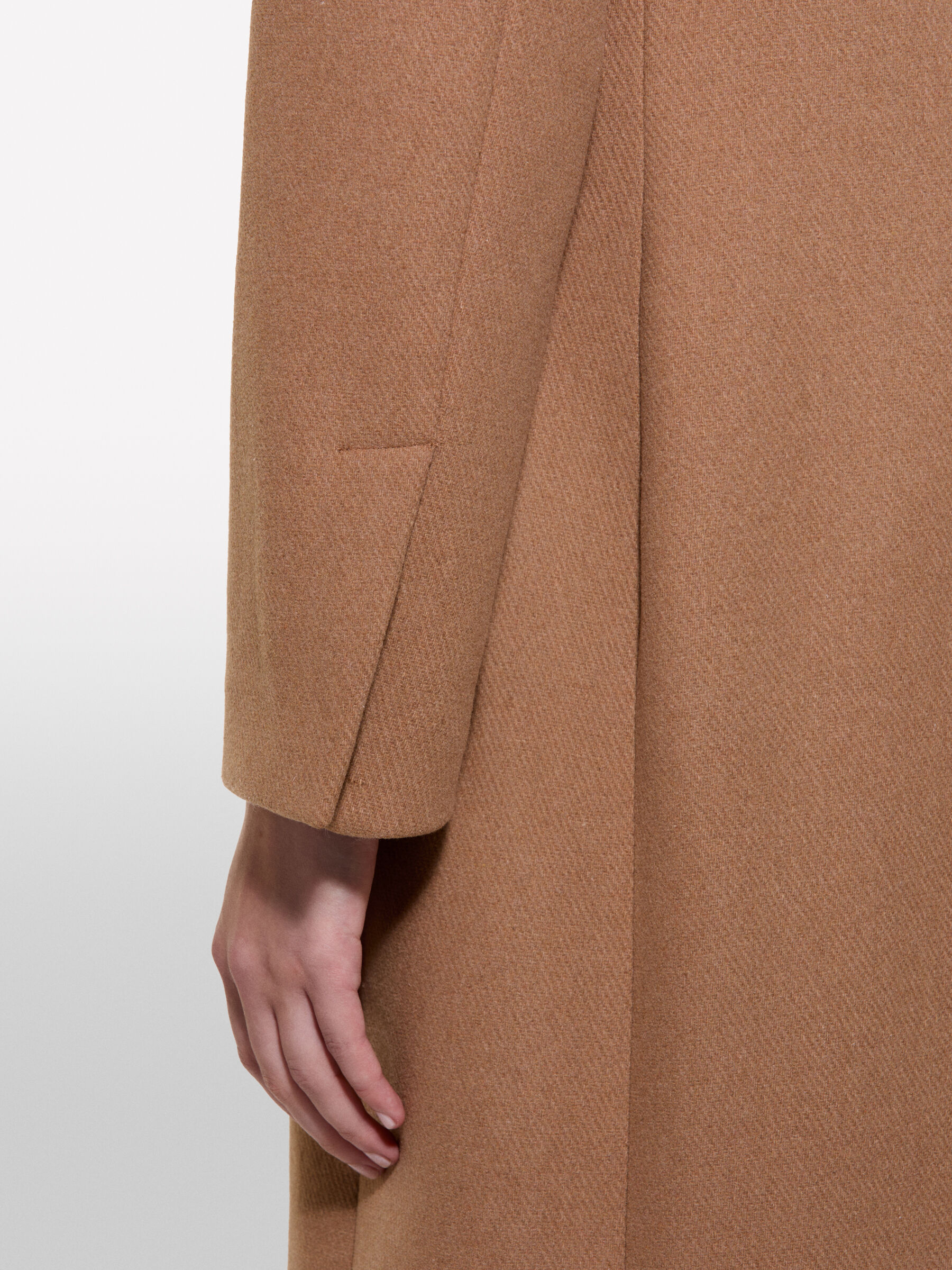 COAT Women image number null