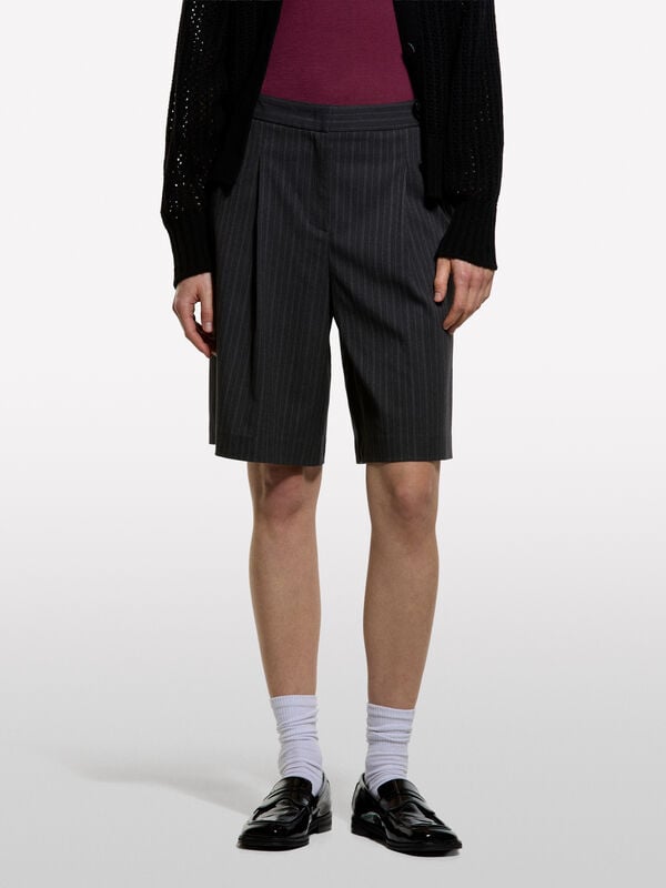 Pinstriped bermudas - women's shorts | Sisley