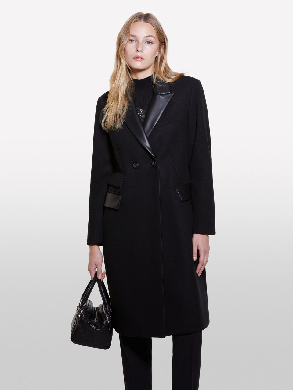COAT Women image number null