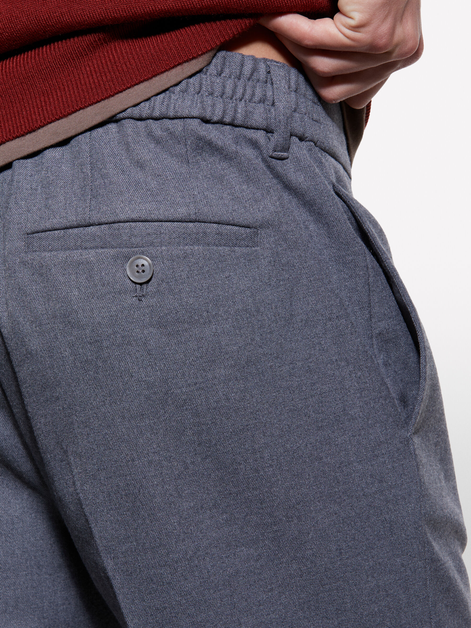 TROUSERS Men image number null