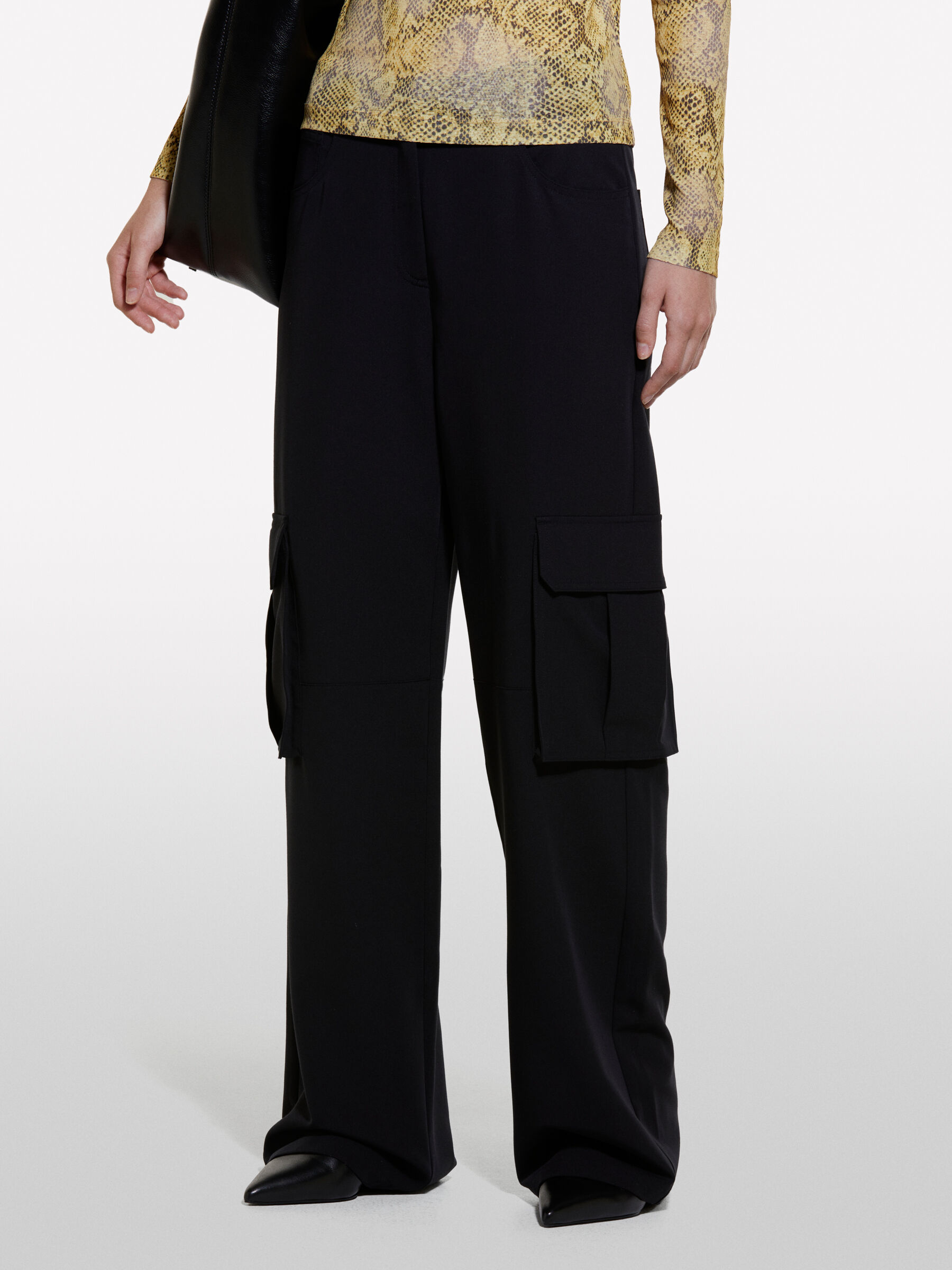 TROUSERS Women image number null