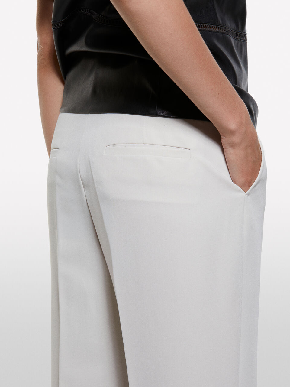 TROUSERS Women image number null