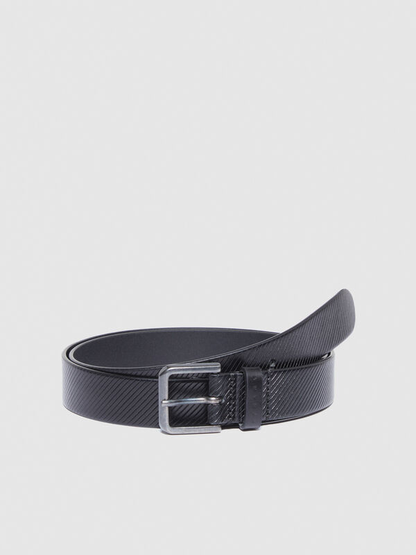 100% printed leather belt