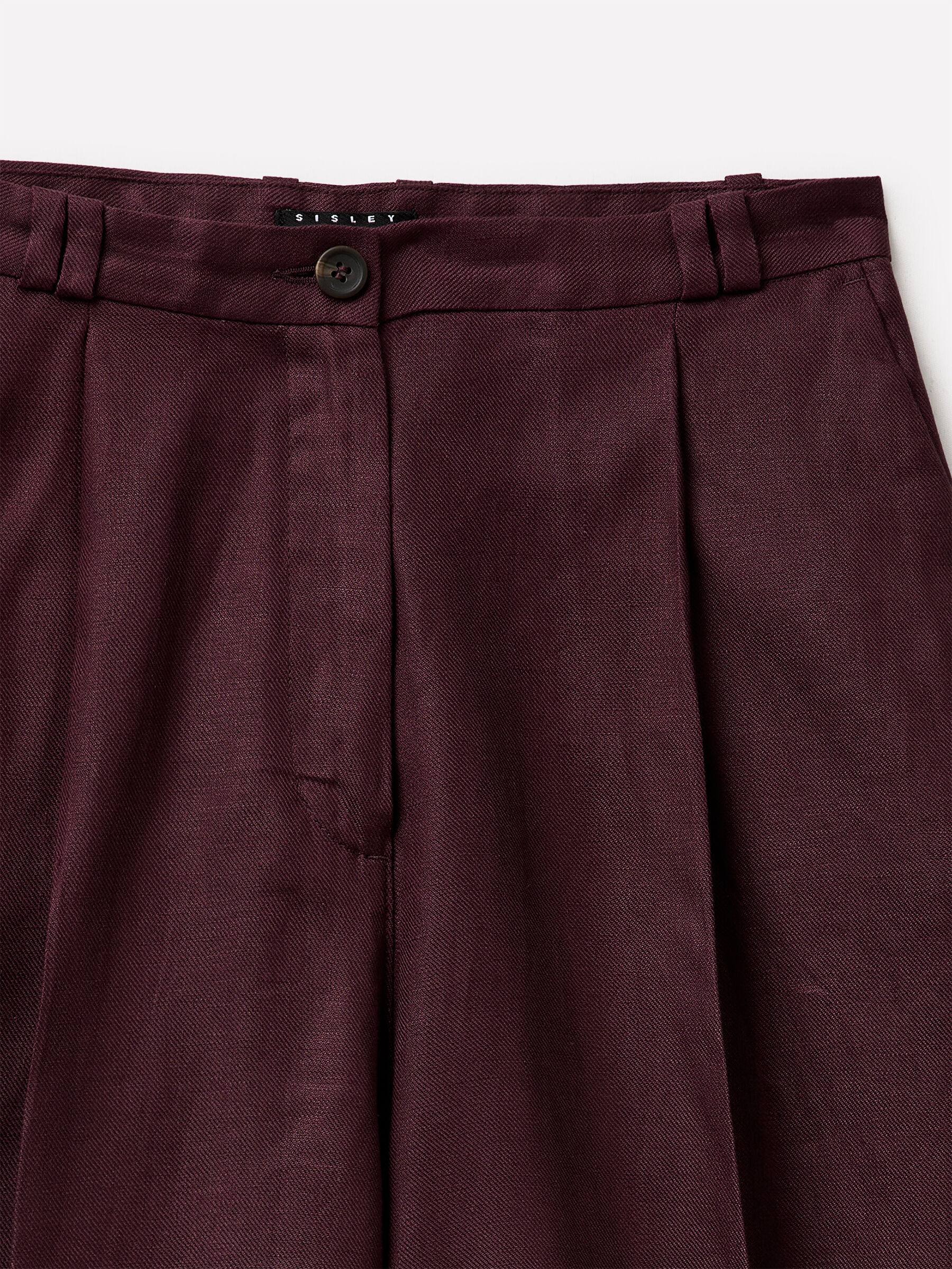 BERMUDA Women image number null