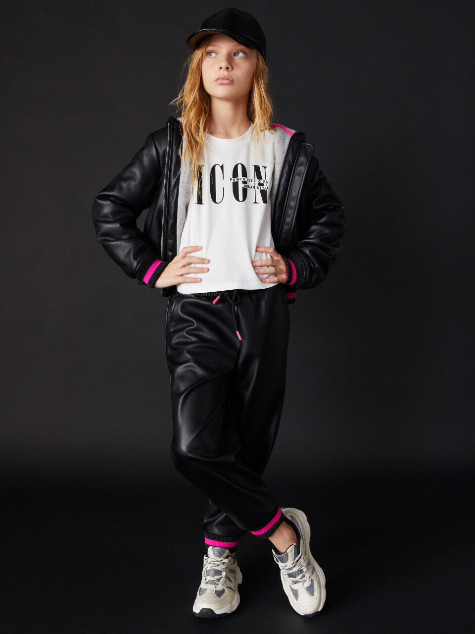 Joggers with lurex